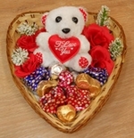 GoodLife : Flat 50% off on Valentine Gifts Collection