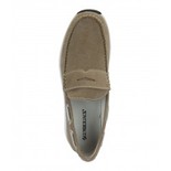 Bestylish : Get 75% off on Loafers..