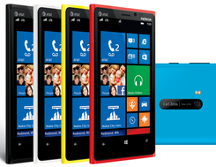 Nokia Lumia 920 with free charging plate