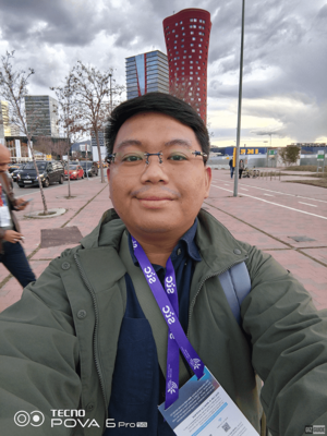 tecno-pova-6-pro-5g-selfie-3