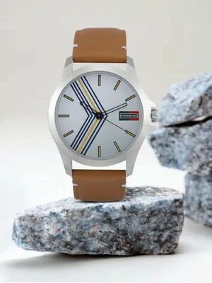 Up to 79% Off on Peter England Watches 