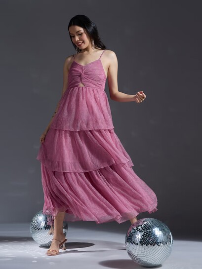 Upto 75% Off On Western Dresses