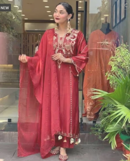 Up to 75% Off + Additional 25% Off on min purchase of Rs.1699 on Nyrika