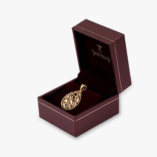 Simplistic Gold Gold Pendant