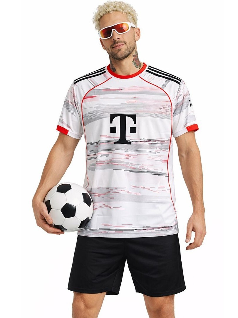 Myntra : Dostitch Men Bayern Munich Printed T Shirt