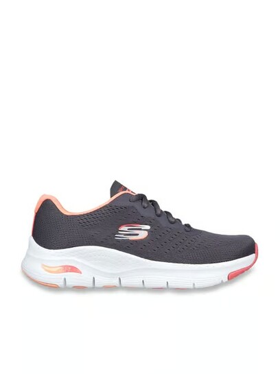 Skechers - Up To 60% Off on Women's Sneakers 