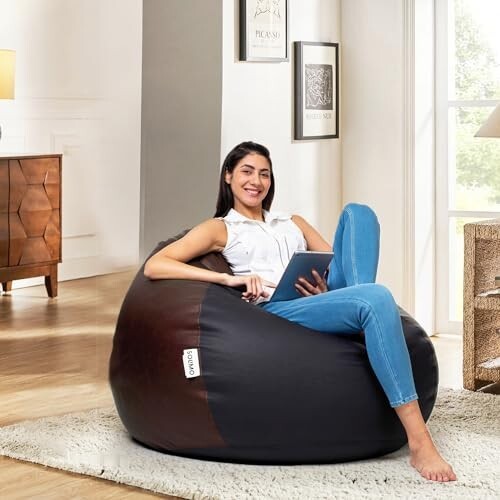Amazon Brand - Solimo Premium Faux Leather Bean Bag, Filled with Beans | 3XL | Black and Brown
