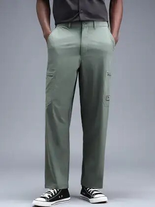 Van Heusen - Up To 51% Off on Men Casual Trousers 