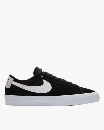 Nike - Up To 60% Off on Men Sneakers 
