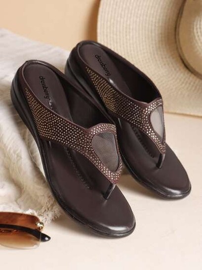 Up to 89% Off on Dressberry 