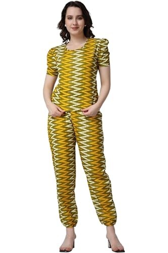 POPWINGS Casual Printed Top and Joggers Set 