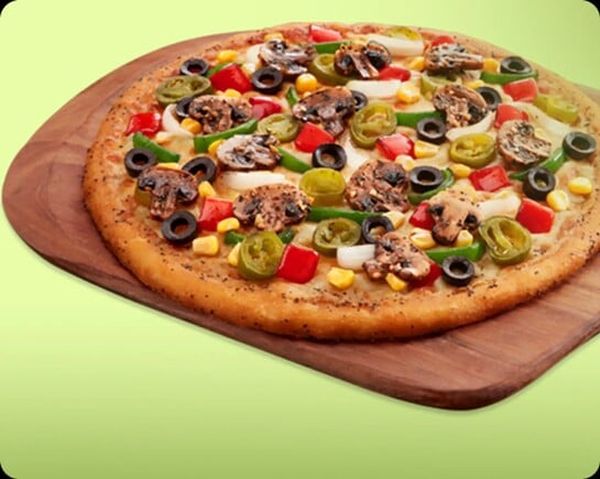 Earn 5 SuperCoins on Rs.100 Domino's Gift Voucher (more with 75 % supercoins)
