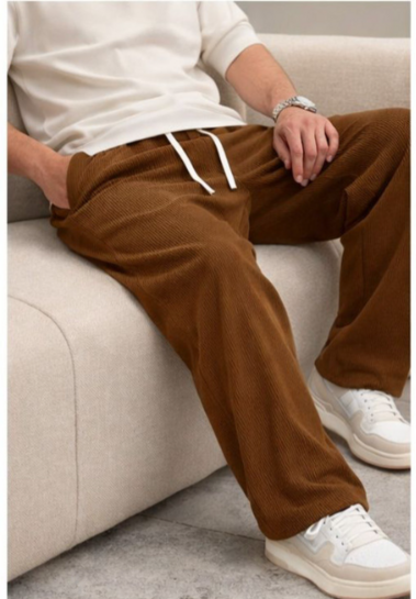  Upto 78% OFF on Cargo Trousers