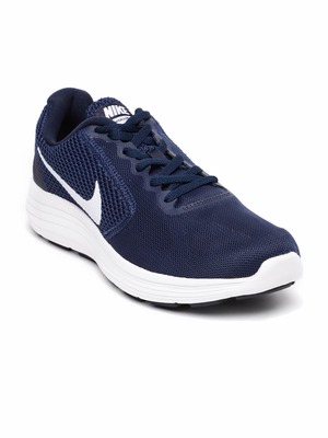 nike men's sports shoes myntra