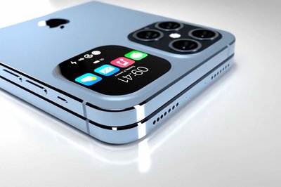 https://cdn0.desidime.com/attachments/photos/730359/medium/iPhone-14-with-FOLDING-display_iPhone-concepts-2.jpg?1640608236
