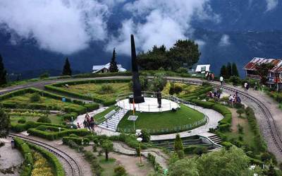 batasia loop darjeeling information