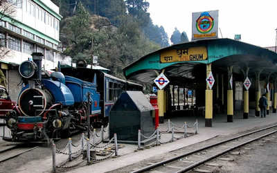darjeeling himalayan railway station fare, route, toy train booking