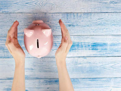 https://cdn0.desidime.com/attachments/photos/796874/medium/fd-interest-rates.jpg?1660637270