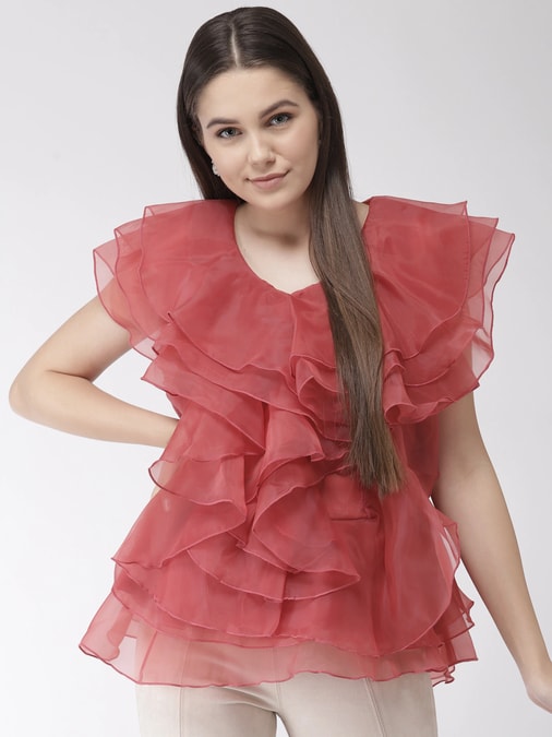 10 Christmas Party Outfit Ideas for Women with Christmas Sale Offers