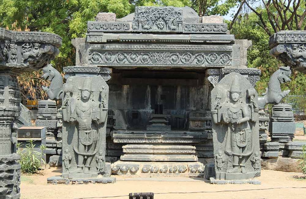 https://cdn0.desidime.com/attachments/photos/725906/medium/warangal-1.jpg?1638513188