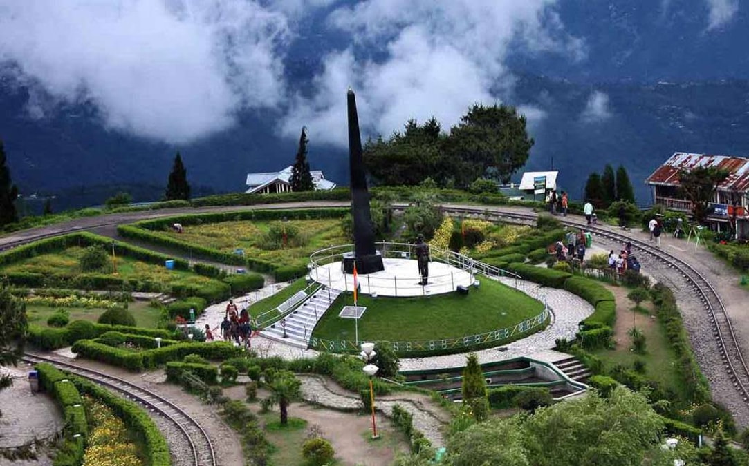 batasia loop darjeeling information