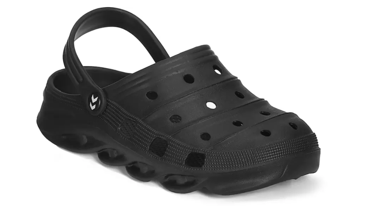 Best Clogs for Men in India Under Rs.1000