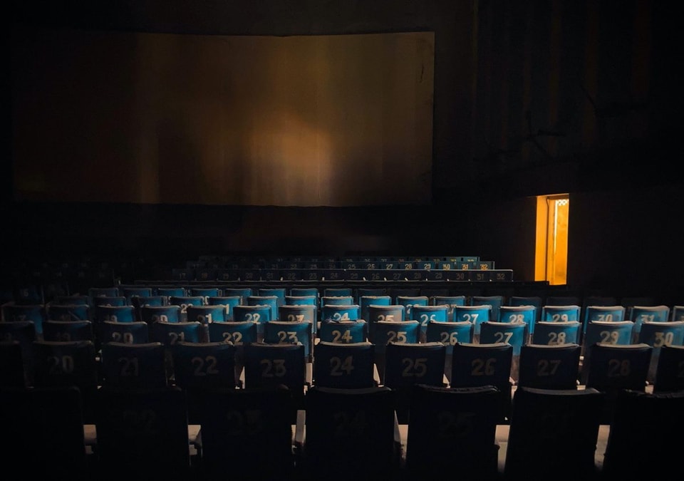 Prefer single screen theatres