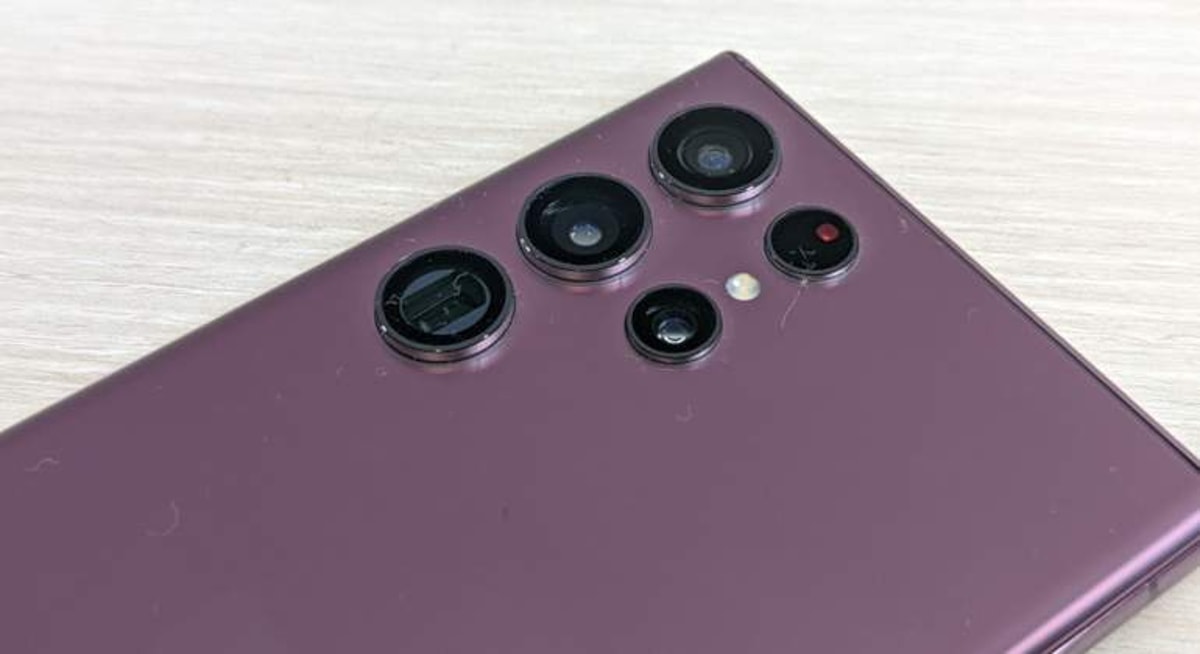 Flipkart Big Savings Republic Day Sale Samsung S22 5G Under 40K