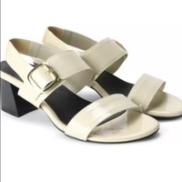 Lavie Flats & Heels At Just Rs. 99 Live at 6 PM