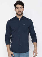 Flat 60-70% off on Wrangler and Lee clothing