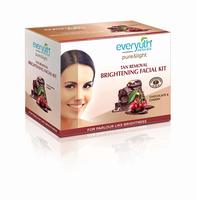 Everyuth Naturals Tan Removal Brightening Facial Kit, 45 g +10 ml at Rs.138