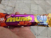 loot@ Rs 40 per paytm account with free Munch nuts