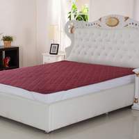 LA Verne elastic strap king size waterproof mattress protector (maroon)