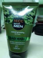 VLCC Ayush Face Wash For Men, 100g
(apply 25% discount coupon)
