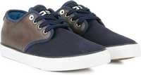 Peter England Pe Men's Footwear upto 75% off starting at Rs. 322