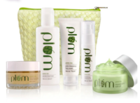 Plum Goodness Free Festive Golden Cluth On orders Above 799 + 5% Extra discount on prepaid payment