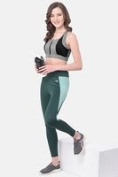 Clovia extra 300 off on your first purchase using Refferal code (min 1199) 