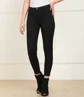 Branded Women's Jeans Upto 85% Off.
