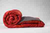 77% Off On Habbita Solid Double Comforter at Rs.899
