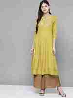 Here&Now Clothing Flat 70 - 85% Off