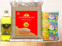 Get 10% Instant Discount with Kotak Bank Debit, Credit Cards and EMI transactions on purchase of Groceries