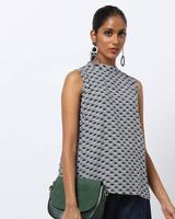 Spykar & Pepe jeans Men's & women's clothing at upto 78% off