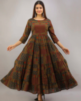 Flat 10% instant discount on Ajio for Kotak Bank Credit and debit card users.