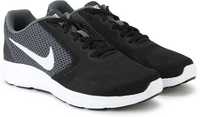 Nike Shoes at Minimum 70% off