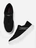 Flat 70% off on Levis Shoes starting at Rs.671