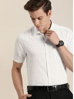 Myntra - Get up to 80% off on Men's Formal Shirts