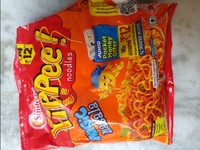 
eat yippee noodles in free thanks to junio