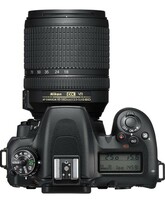 Nikon D7500 20.9MP Digital SLR Camera (Black) with AF-S DX NIKKOR 18-140mm f/3.5-5.6G ED VR Lens