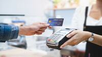 Use Credit Cards Or Avoid Them ?