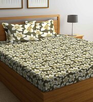 Green Floral 144 TC Cotton 1 Double Bedsheet with 2 Pillow Covers,